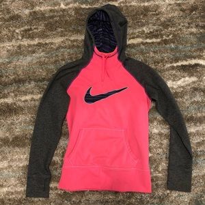 Women’s Nike Sweatshirt